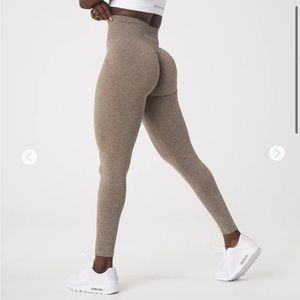 NVGTN mocha scrunch seamless leggings